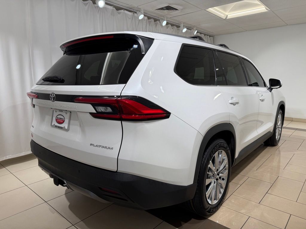 Thumbnail: 2024 Toyota Grand Highlander - 5
