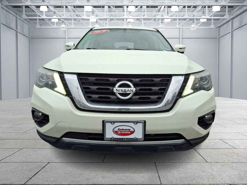 Thumbnail: 2019 Nissan Pathfinder - 2