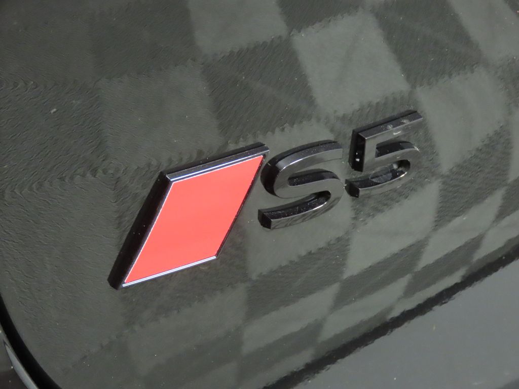Thumbnail: 2025 Audi S5 - 9