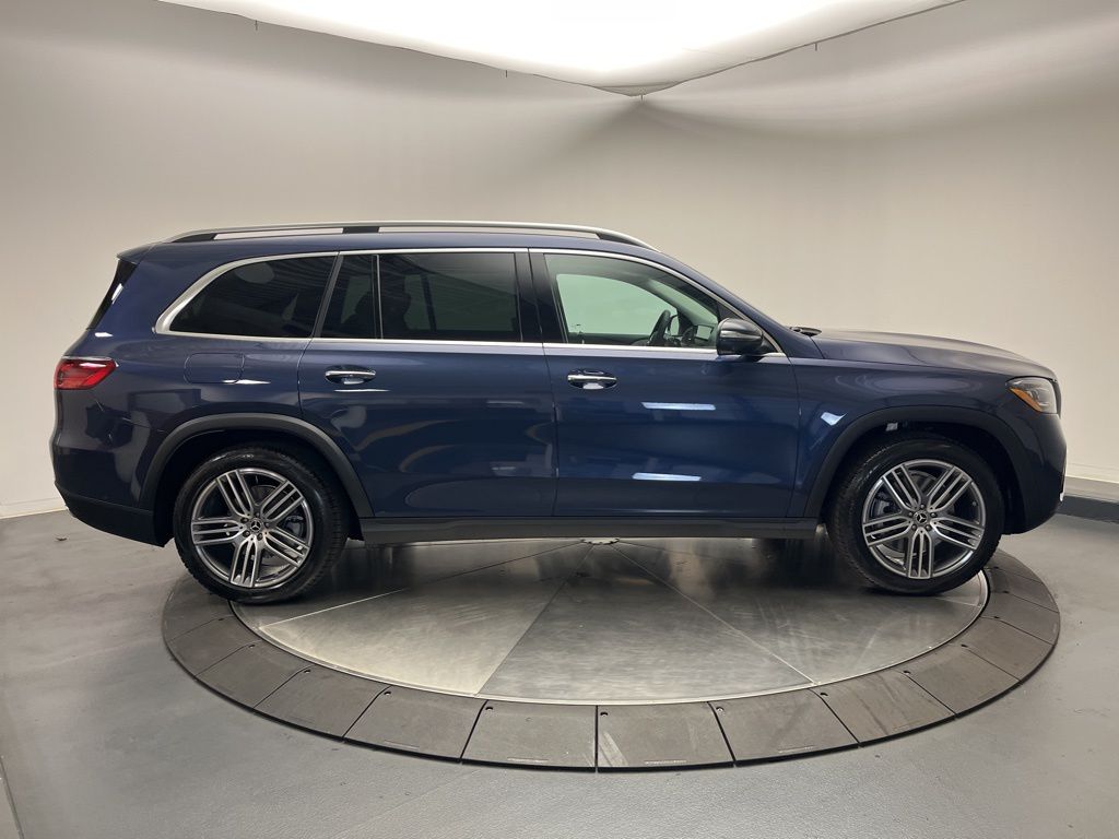 Thumbnail: 2026 Mercedes-Benz GLS - 8