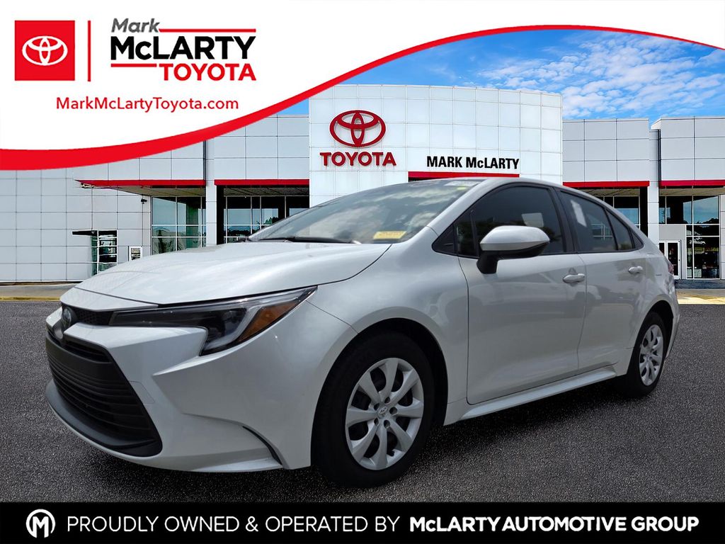  2024 Toyota Corolla Hybrid LE FWD   
