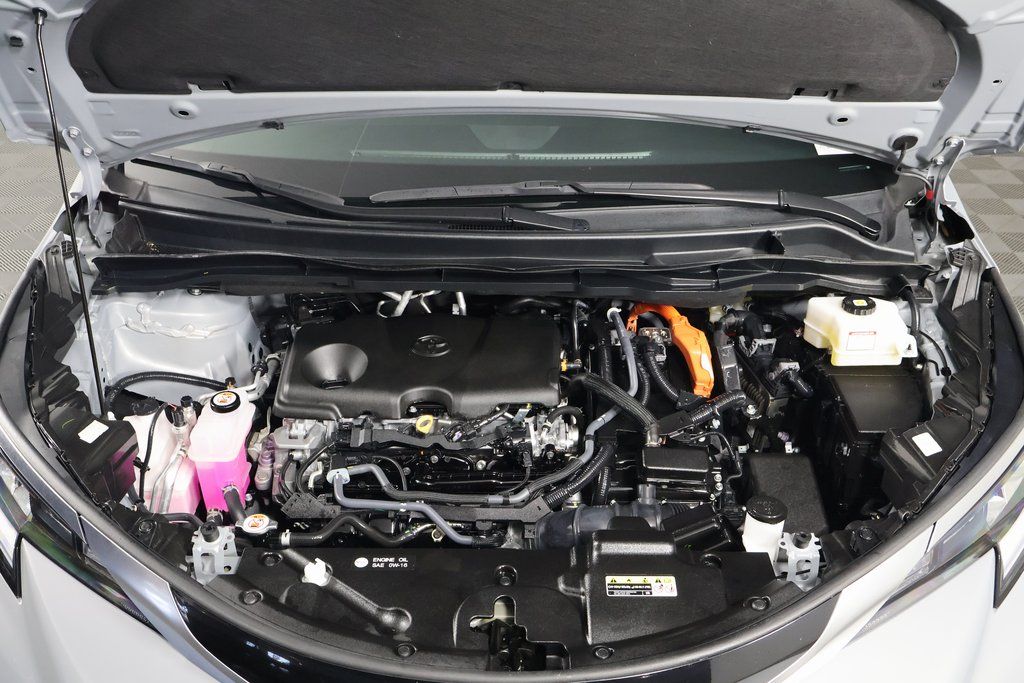 Thumbnail: 2024 Toyota Sienna - 16