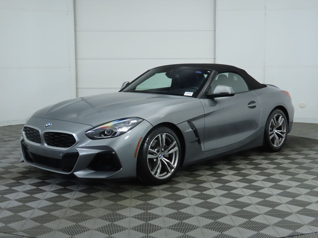 Thumbnail: 2025 BMW Z4 - 9