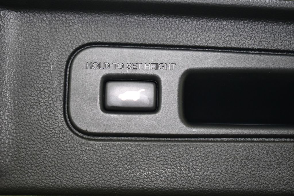 Thumbnail: 2023 Honda Pilot - 5