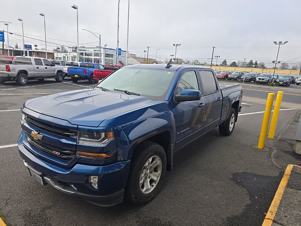 2016 Chevrolet Silverado 1500 LT photo 4