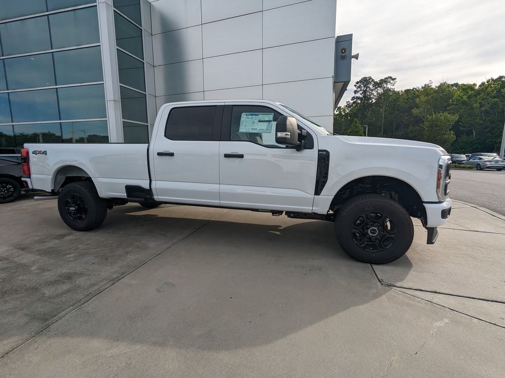 2025 Ford F-250 Super Duty XL