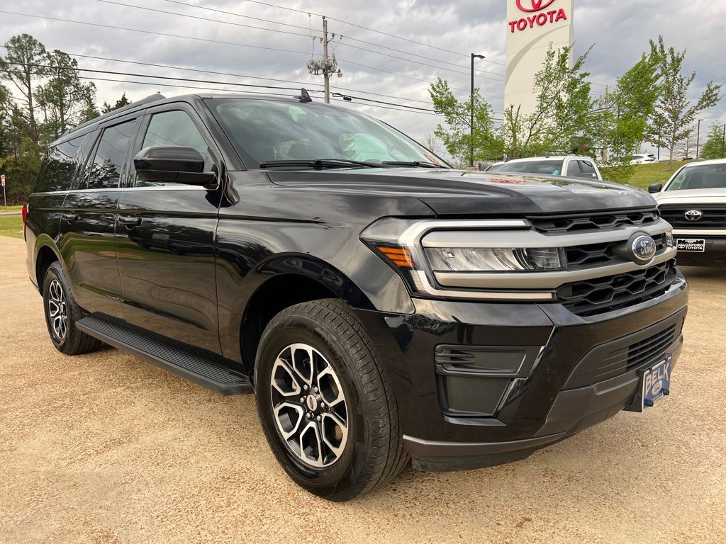 Black Metallic 2024 Ford Expedition MAX XLT 4WD SUV / Crossover Four-Wheel Drive Automatic