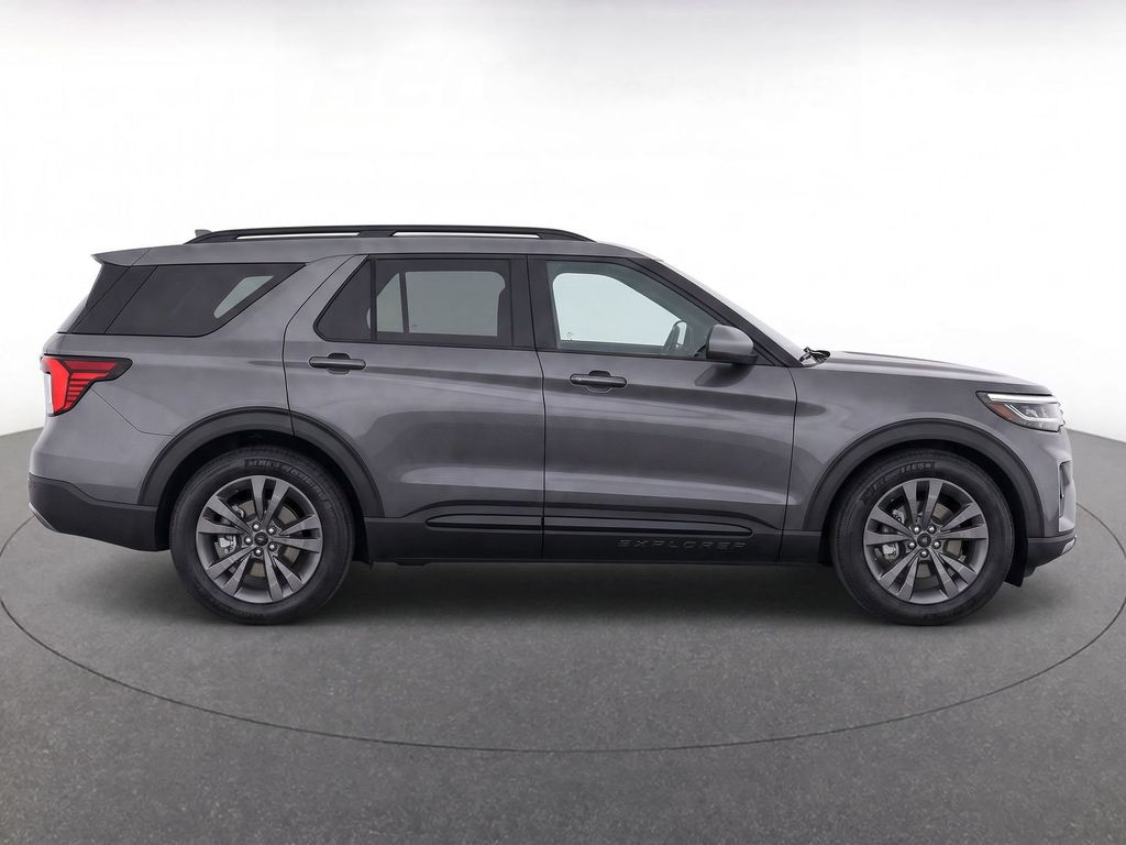 New 2026 Carbonized Gray Metallic Ford Active image 8