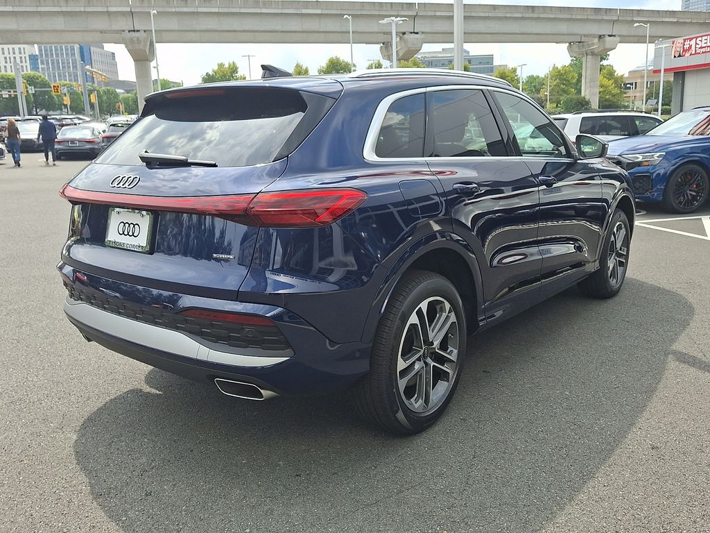 Thumbnail: 2026 Audi Q5 - 3