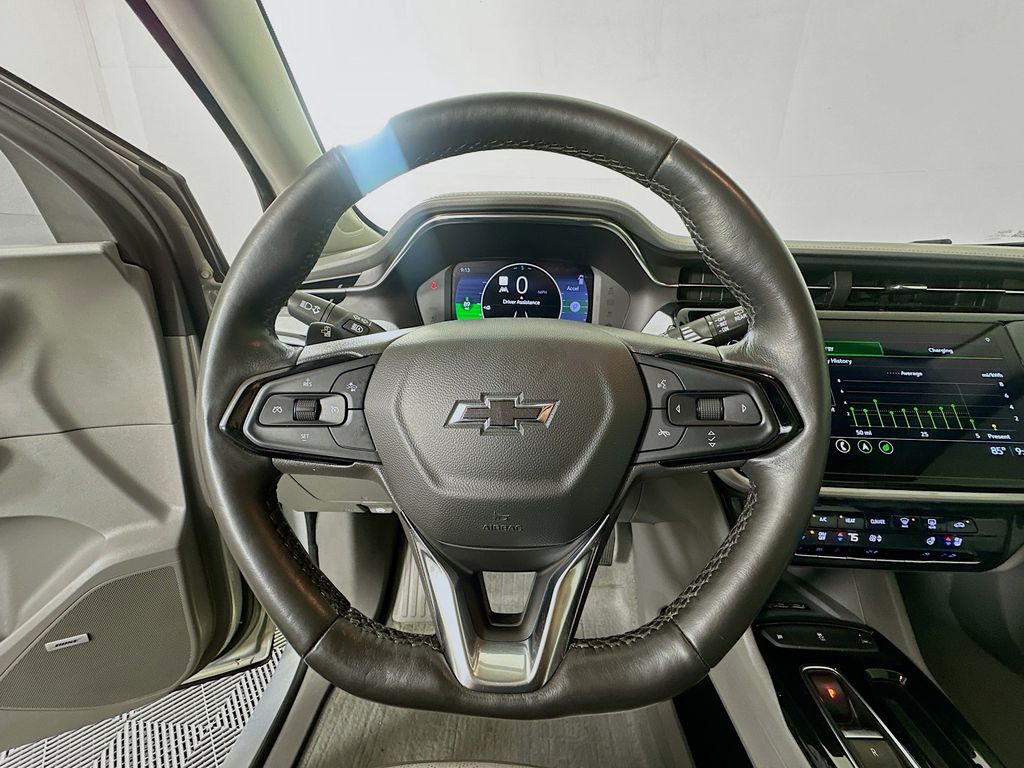 Thumbnail: 2022 Chevrolet Bolt EV - 10