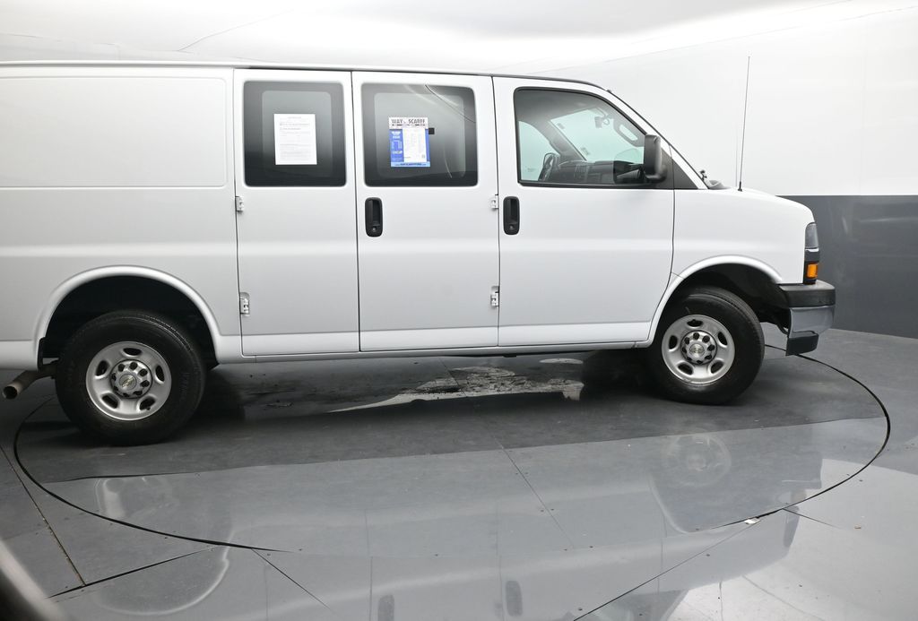2020 Chevrolet Express Cargo RWD 2500 Regular Wheelbase WT