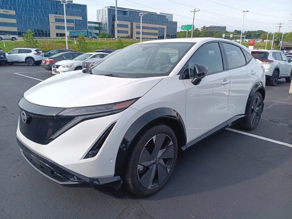 Everest White Pearl Tricoat 2024 Nissan Ariya SUV / Crossover All-Wheel Drive Continuously Variable Transmission