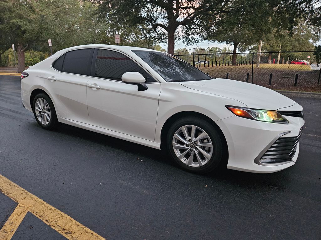 2024 Toyota Camry LE 7