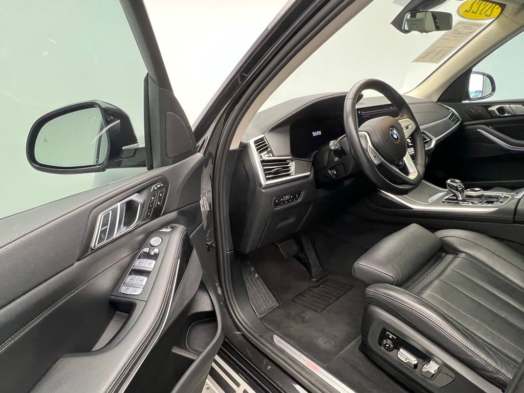 Thumbnail: 2022 BMW X7 - 23