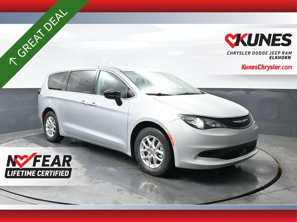 2024 Chrysler Voyager LX FWD