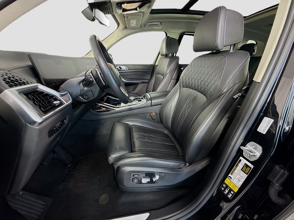 Thumbnail: 2023 BMW X7 - 20