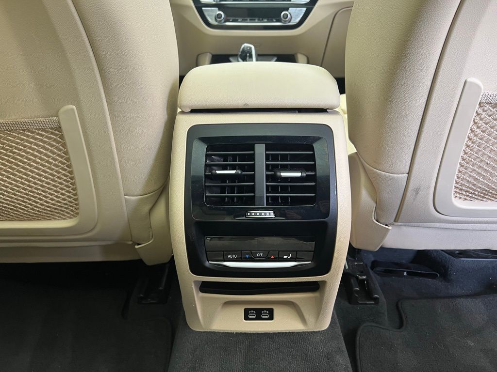 Thumbnail: 2021 BMW X3 - 9