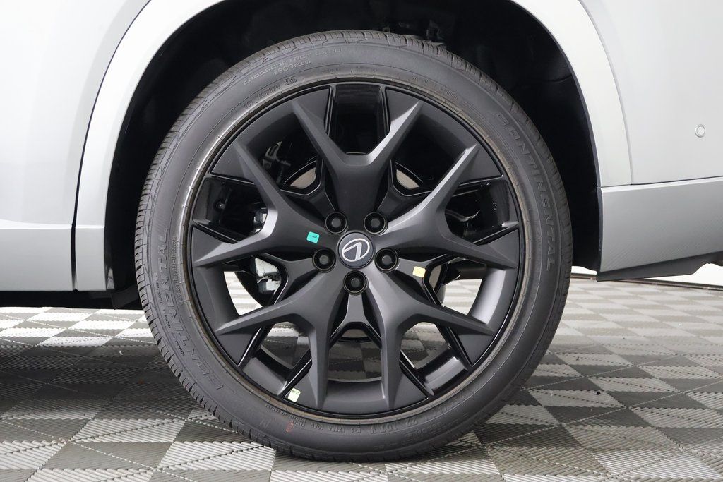 Thumbnail: 2026 Lexus TX - 11