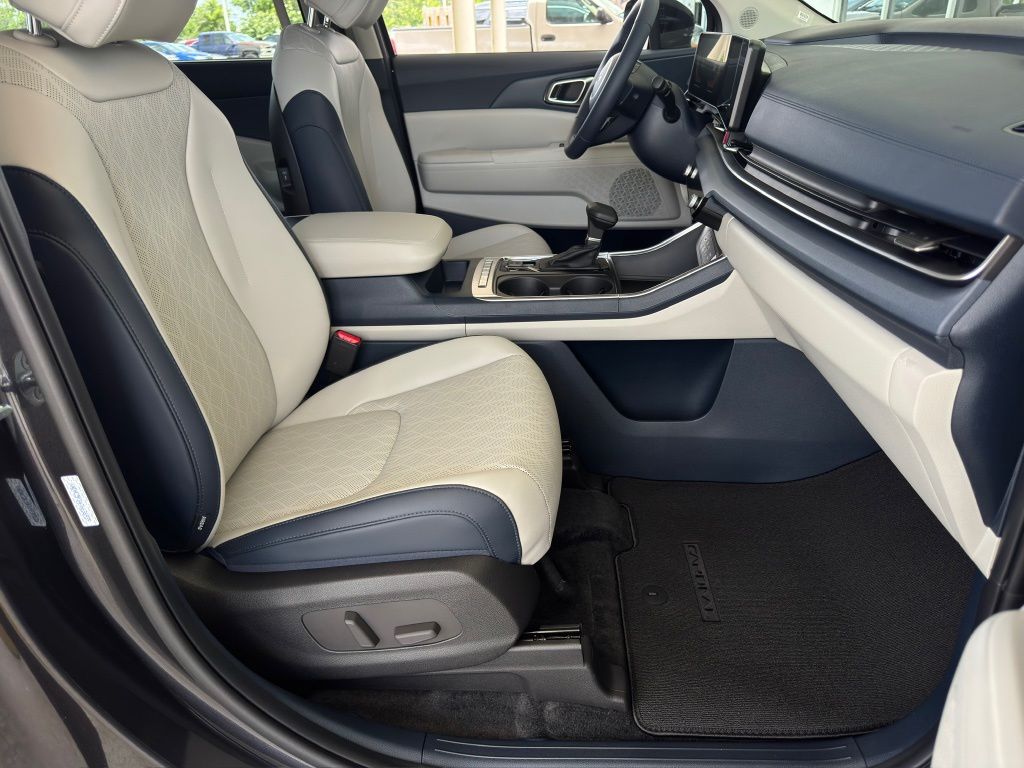 2026 Kia Carnival EX Gray at Shottenkirk Kia Fort Bend