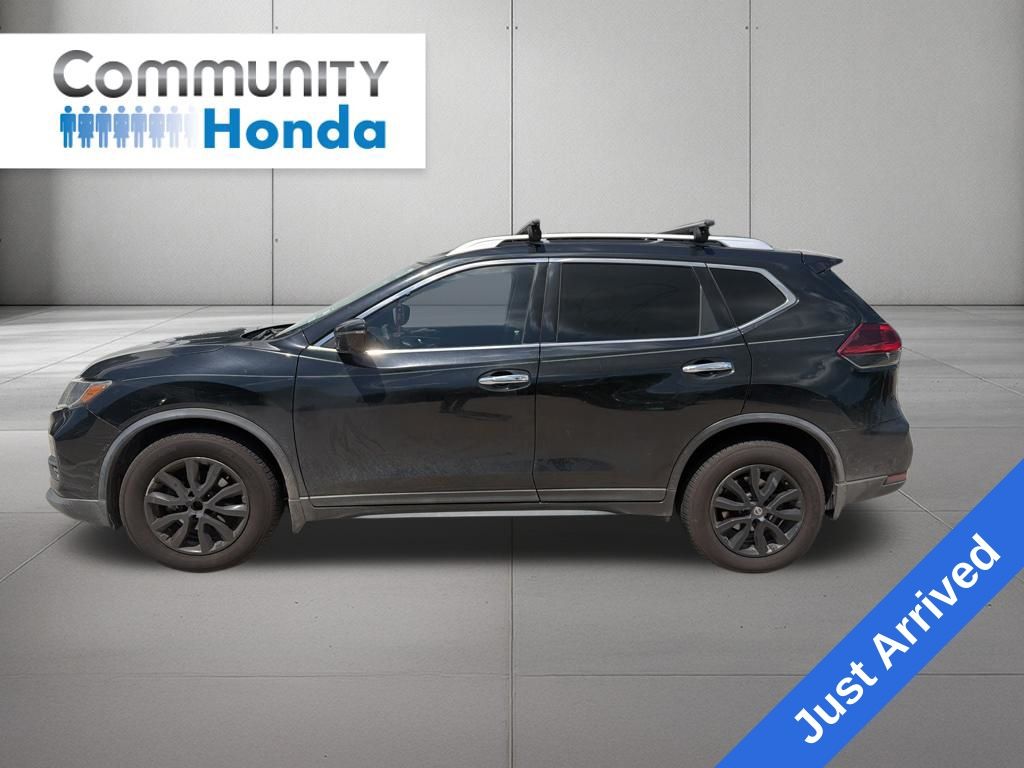 2018 Nissan Rogue SV Black at Community Toyota