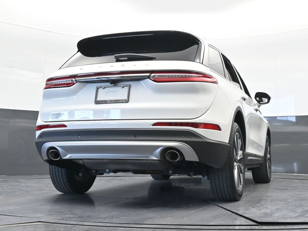 Used 2022 Pristine White Metallic Tri-Coat Lincoln Reserve image 65