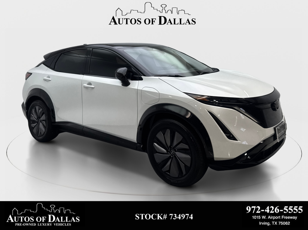 Everest White Pearl Tricoat/Black Diamond Pearl 2024 Nissan Ariya SUV / Crossover All-Wheel Drive Continuously Variable Transmission