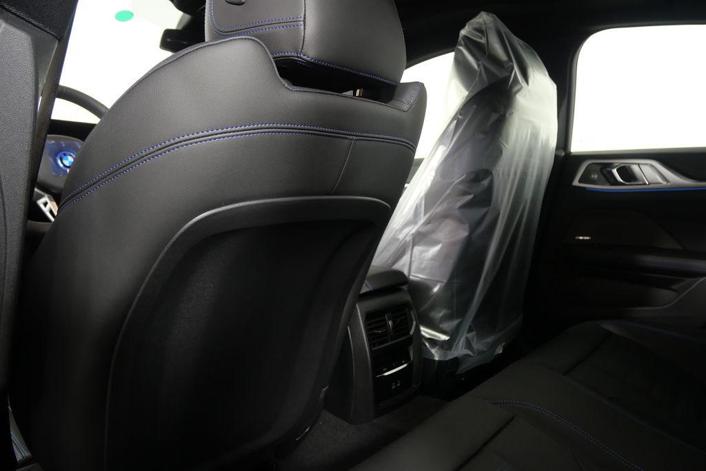 2025 BMW i4 eDrive40 30