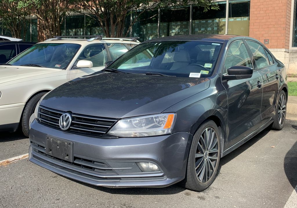 Thumbnail: 2016 Volkswagen Jetta - 3
