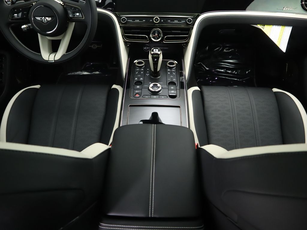 Thumbnail: 2025 Bentley Flying Spur - 17