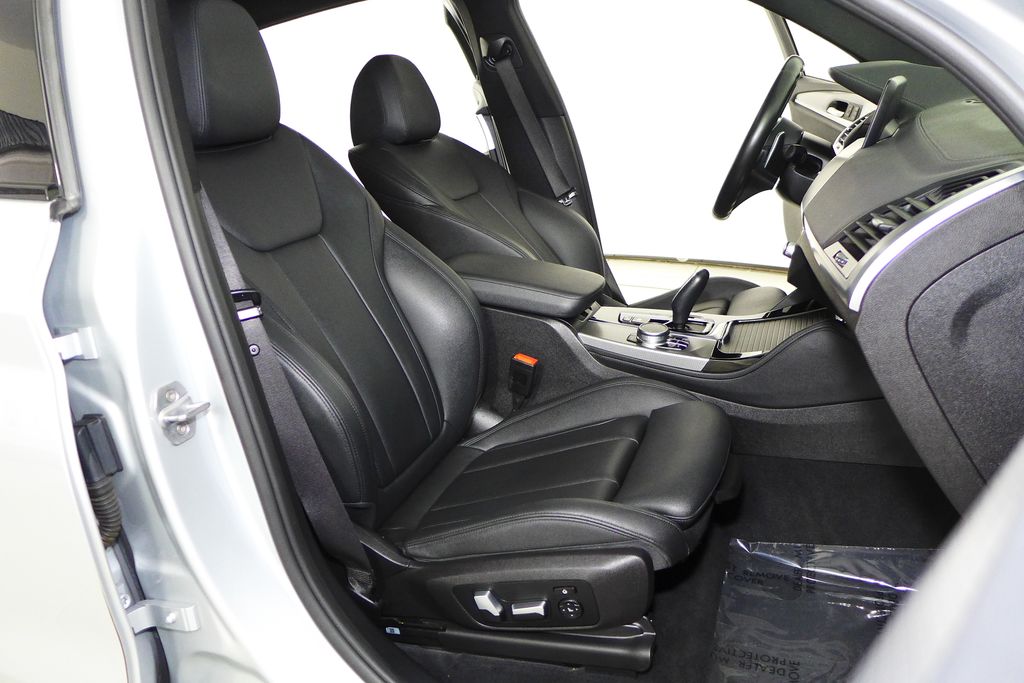 Thumbnail: 2020 BMW X4 - 19