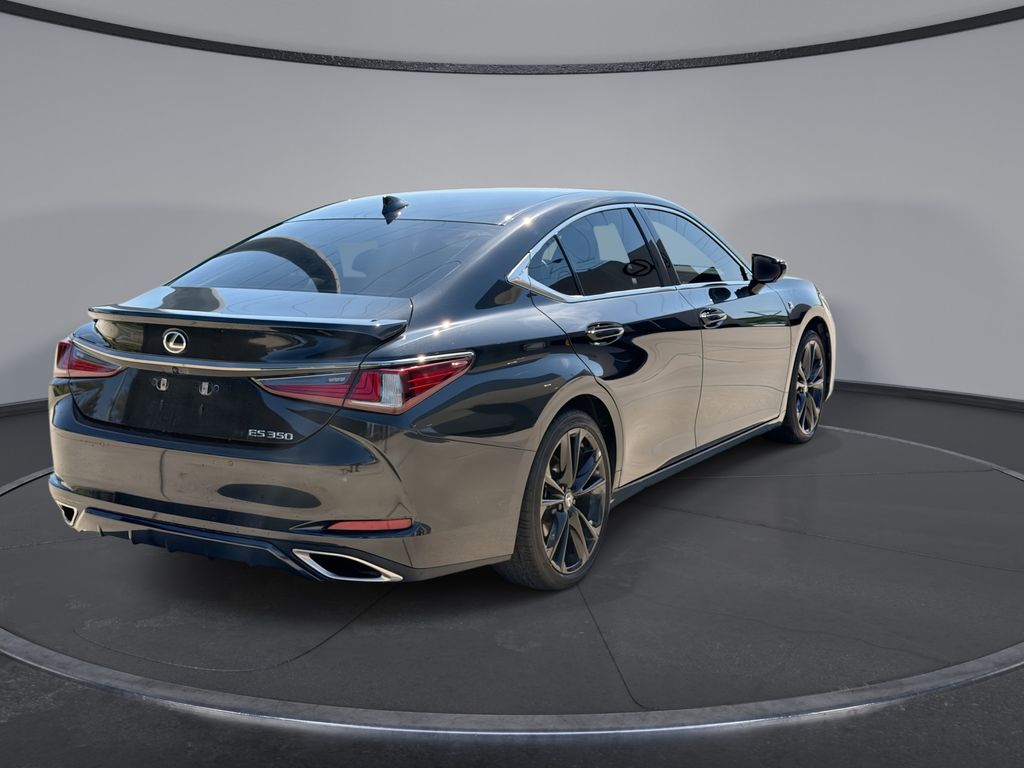 Thumbnail: 2024 Lexus ES - 11