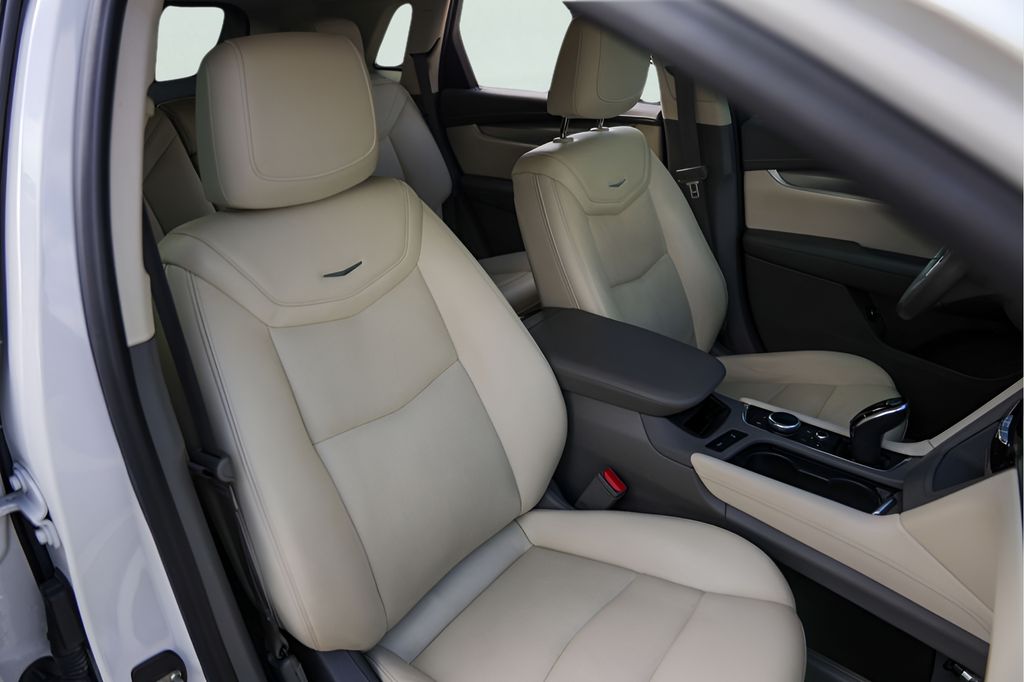 Used Car 2022 Cadillac Xt5  Premium Luxury For Sale Under $30,000 In Austin, Texas