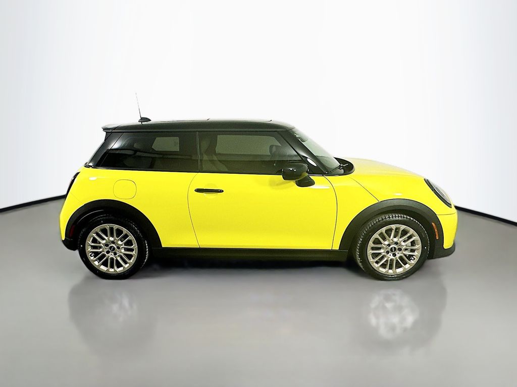 2025 MINI Cooper Hardtop S 4