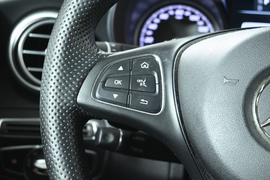 2018 Mercedes-Benz C-Class C 300 18