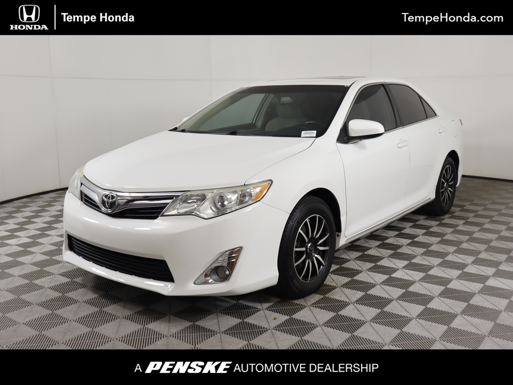 2014 Toyota Camry XLE -
                Tempe, AZ