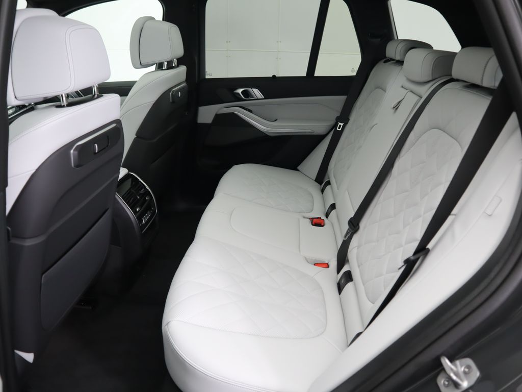 2026 BMW X5 sDrive40i 22