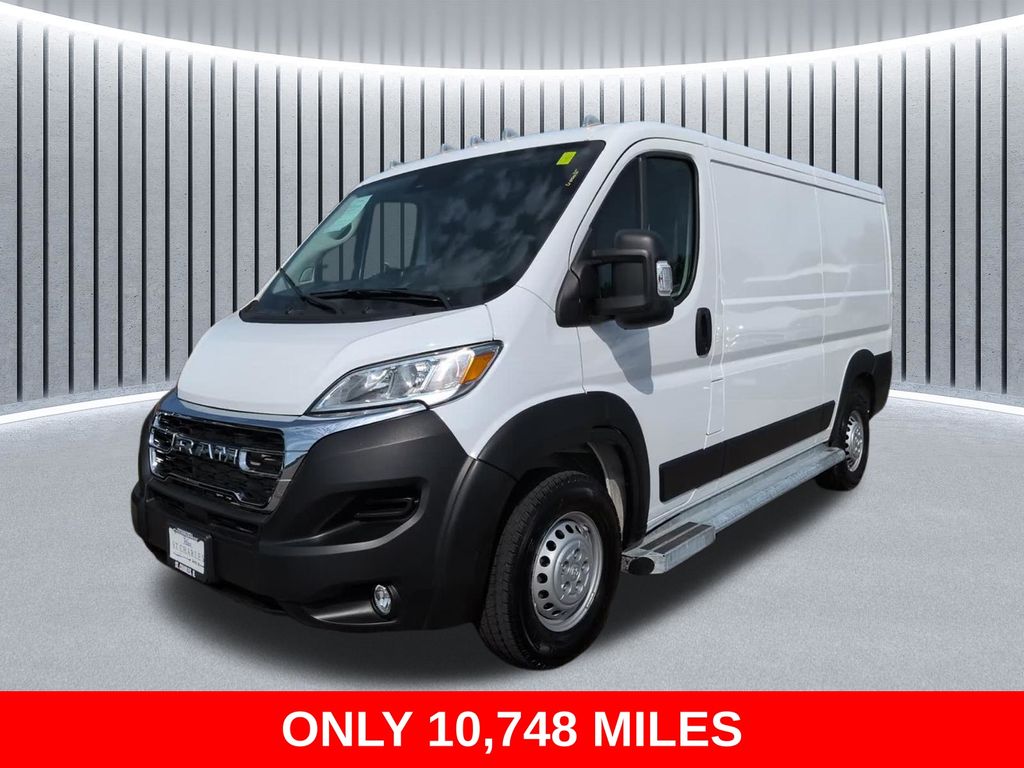 Bright White Clearcoat 2025 RAM ProMaster Van Front-Wheel Drive 9-Speed Automatic