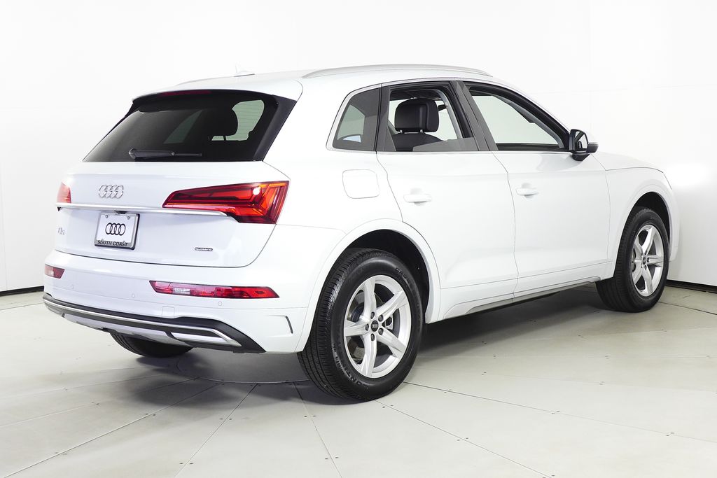 Thumbnail: 2023 Audi Q5 - 7