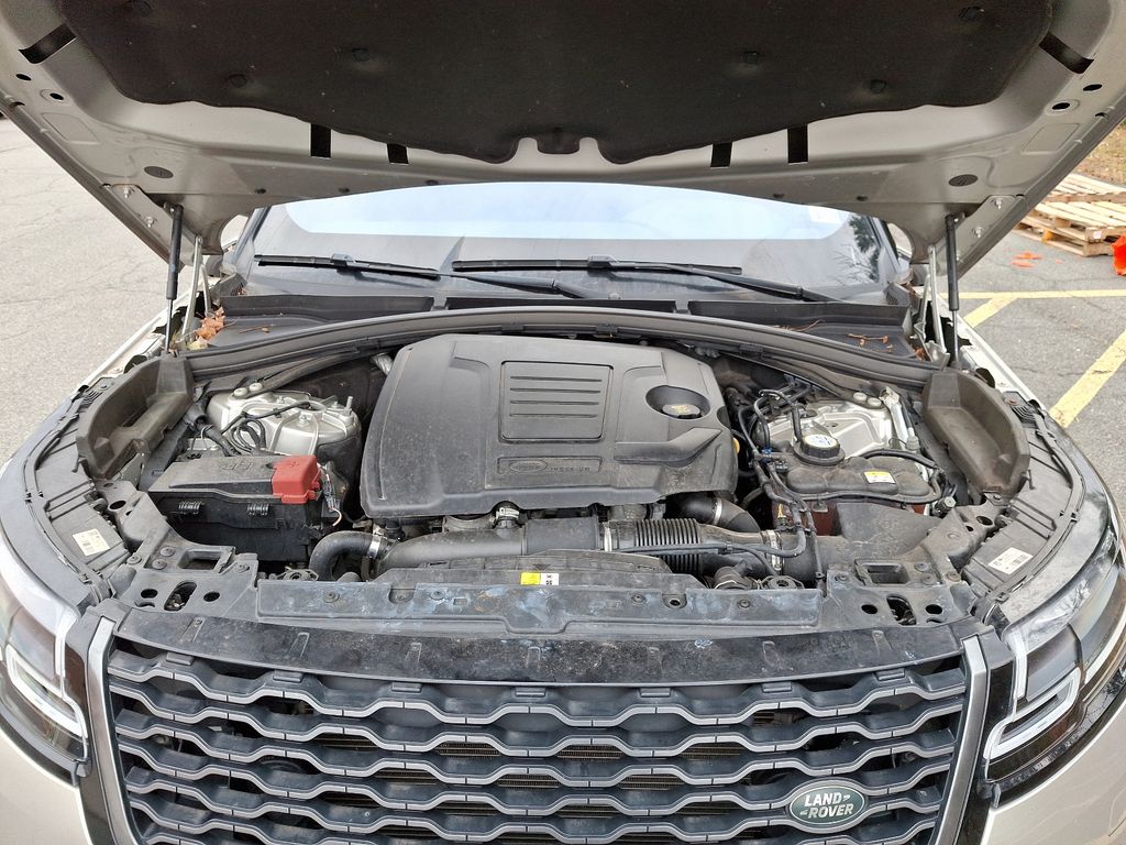 2019 Land Rover Range Rover Velar R-Dynamic SE 28