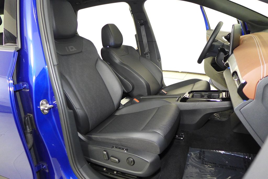 Thumbnail: 2022 Volkswagen ID.4 - 19