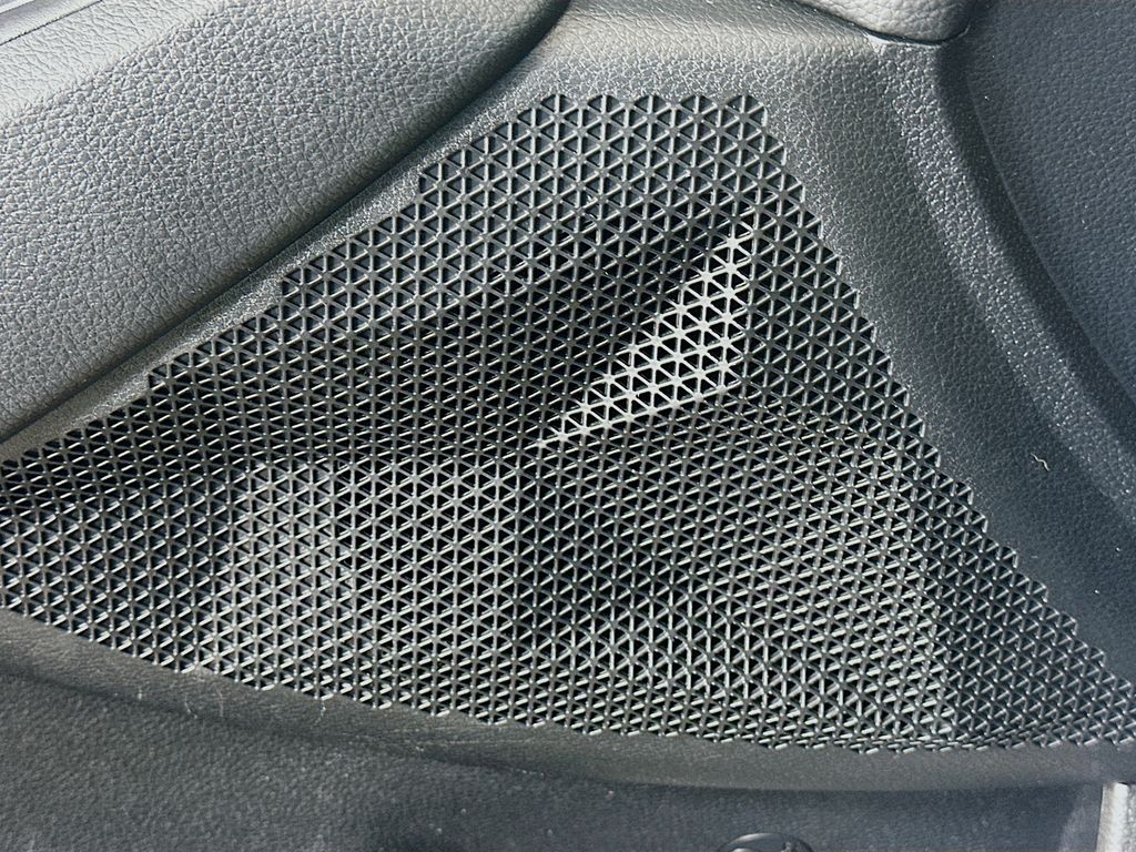 Thumbnail: 2021 Kia Seltos - 18