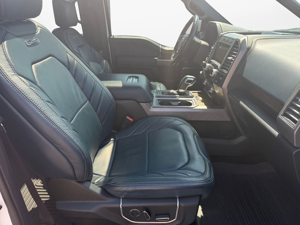 2018 White Ford F-150 4X4 Truck