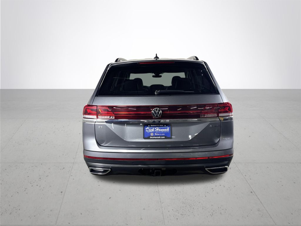 2024 Volkswagen Atlas 2.0T SE w/Technology