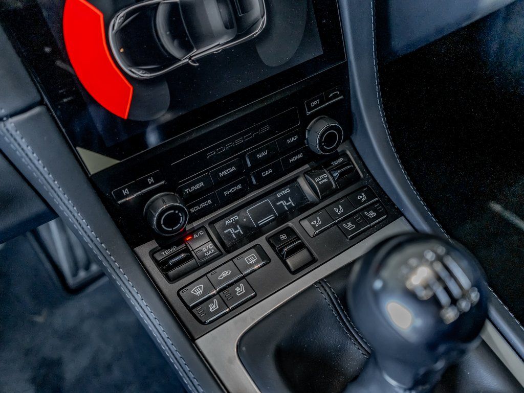 Certified Used 2024  Porsche S image 20