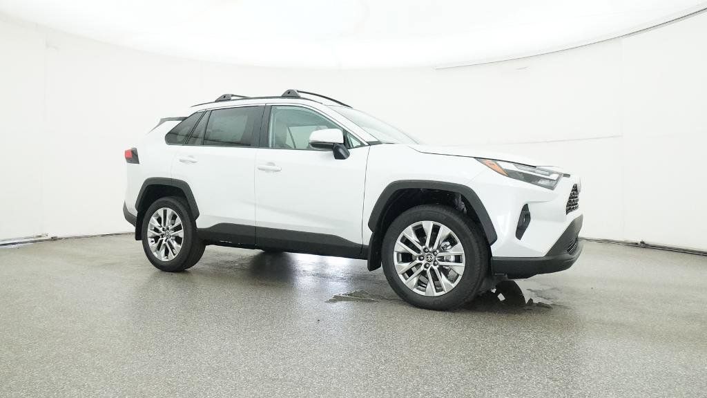 Thumbnail: 2025 Toyota RAV4 - 21