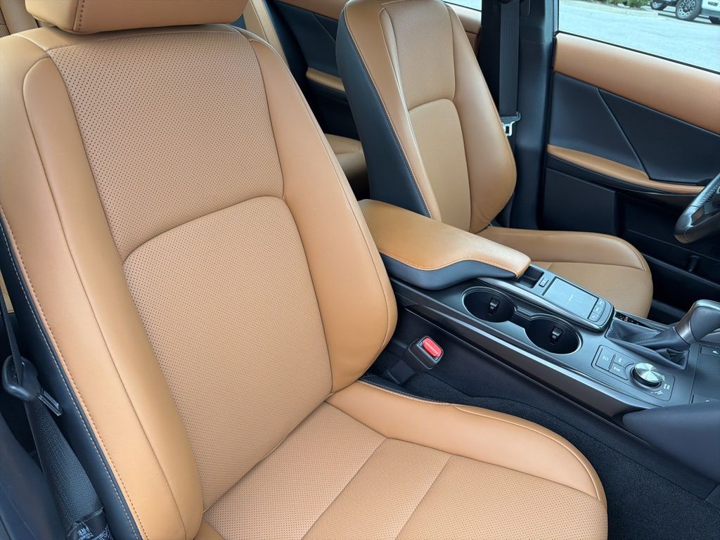 2024 Lexus IS 350 F SPORT Design