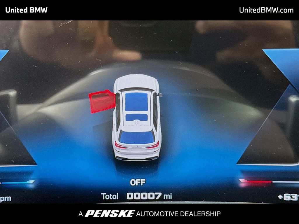 Thumbnail: 2026 BMW X7 - 7