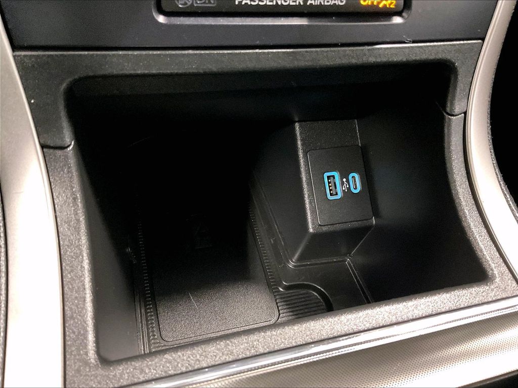 2022 Ford Edge — photo 26