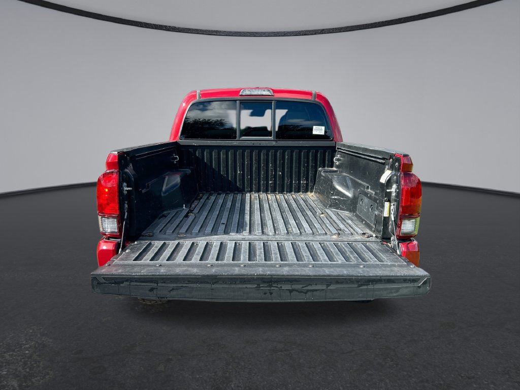 Thumbnail: 2022 Toyota Tacoma - 28