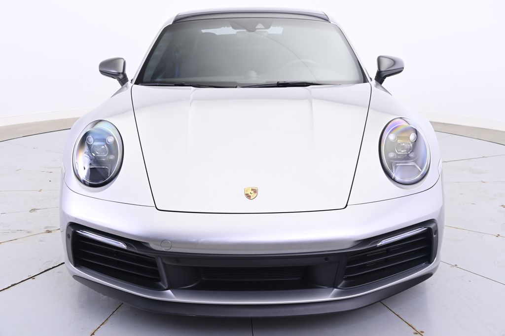 Thumbnail: 2024 Porsche 911 - 10